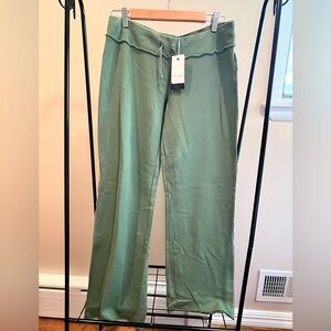 Calvin Klein Choice Olive Green lounge Pants Woman’s size Large NWT